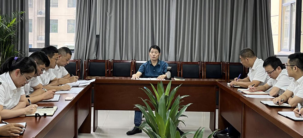 城建投公司黨支部召開黨員（擴(kuò)大）會(huì)議暨酒駕、醉駕等違法犯罪行為警示教育集體談話會(huì)